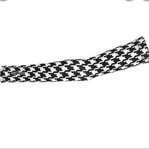 Shebeest Summer Sleeves in Houndstooth. Size XL